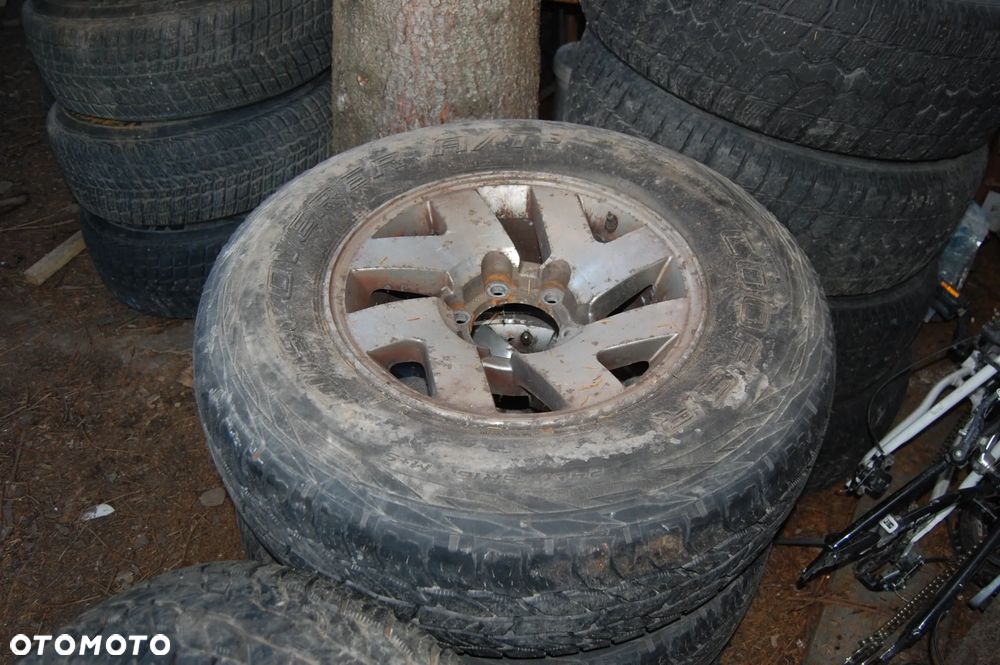 Mitsubishi Pajero Sport - Koła Aluminiowe 16 cali  6X139,7 opony COOPER - 2