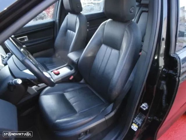 Land Rover Discovery Sport TD4 Aut. HSE Luxury - 12