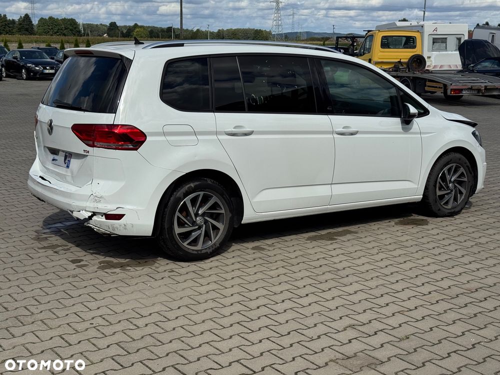 Volkswagen Touran 1.6 TDI SCR (BlueMotion Technology) SOUND - 10