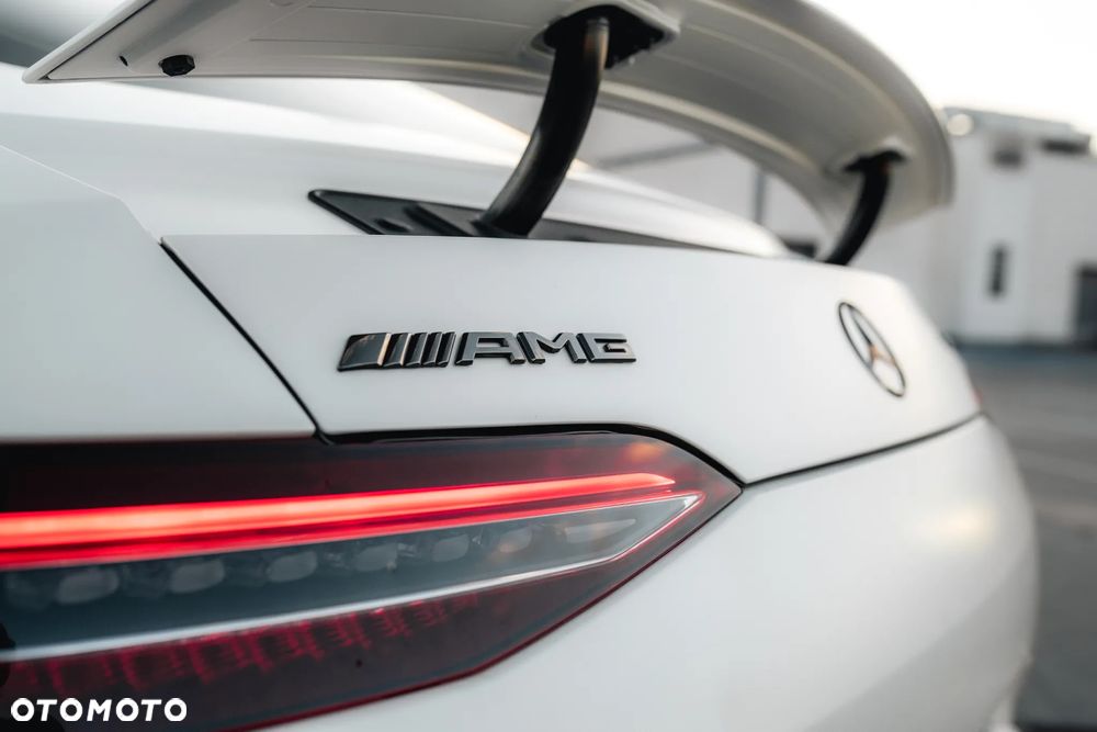 Mercedes-Benz AMG GT - 13