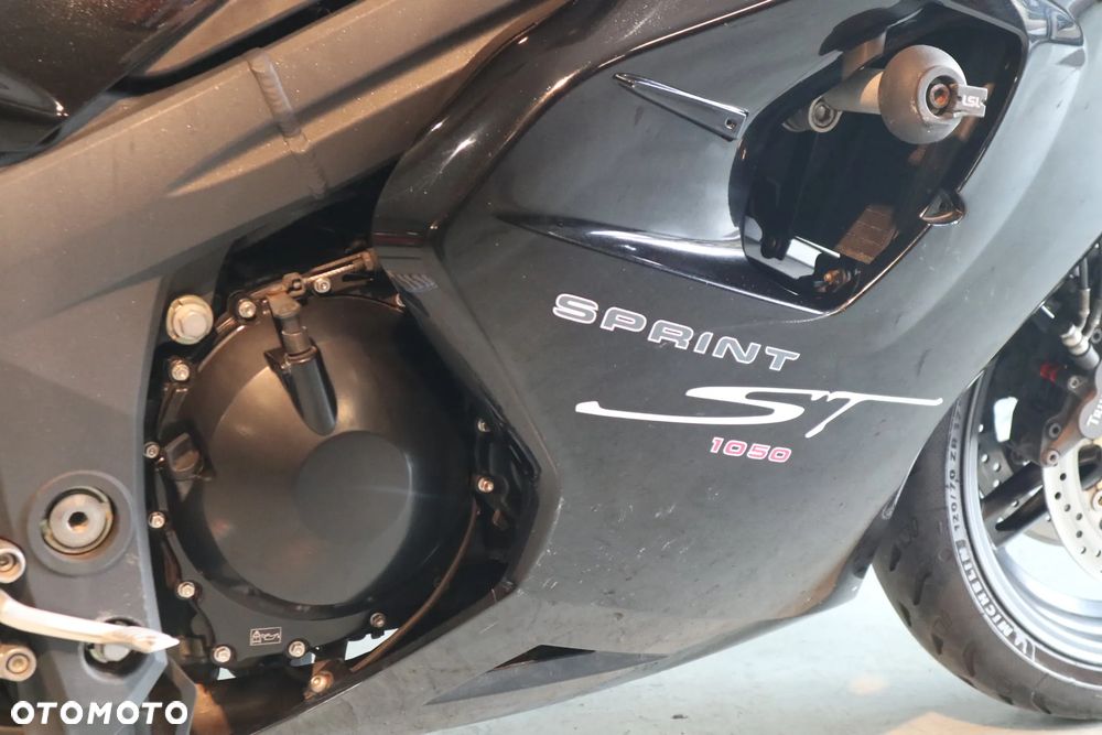 Triumph Sprint - 21