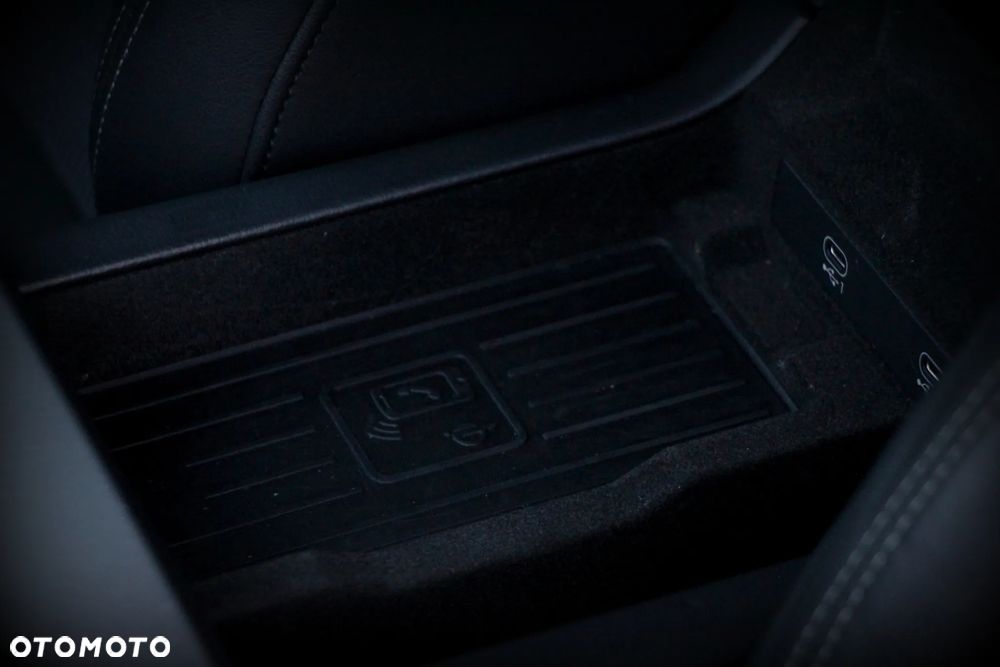 Audi A6 Avant 40 TDI S tronic sport - 24