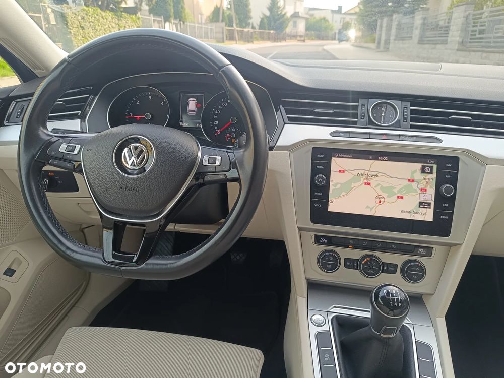 Volkswagen Passat Variant 2.0 TDI BMT Comfortline - 30