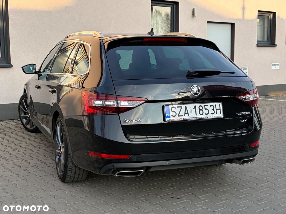 Skoda Superb 2.0 TSI 4x4 DSG L&K - 33