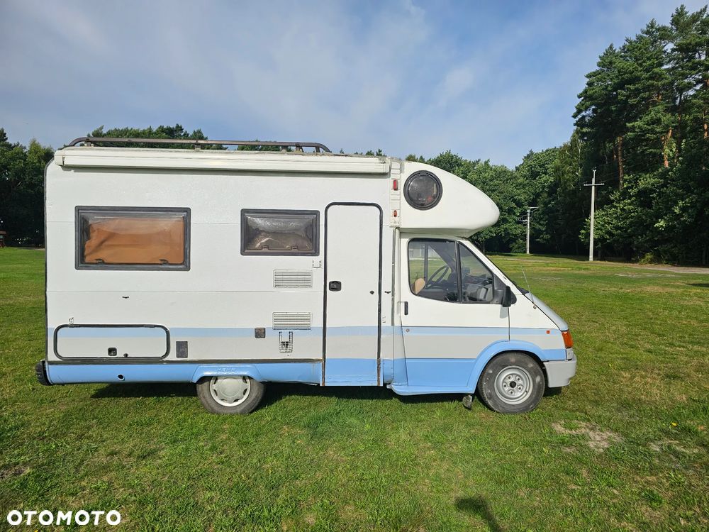 Ford Kamper - 2