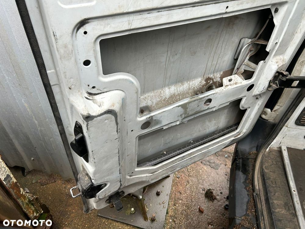 DRZWI KOMPLETNE LEWY TYŁ RENAULT MASTER III - 3
