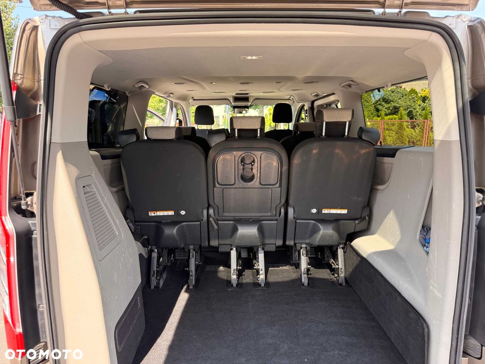 Ford Tourneo Custom - 8