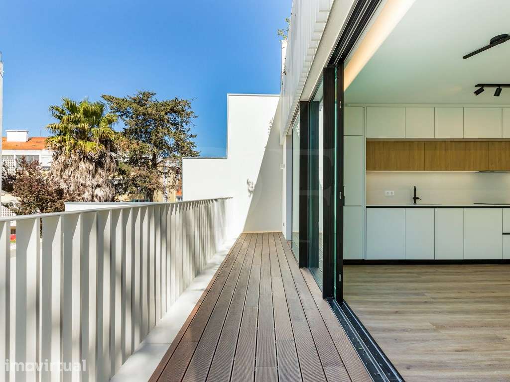 Apartamento T3 novo com varanda no centro de Cascais - Grande imagem: 2/25