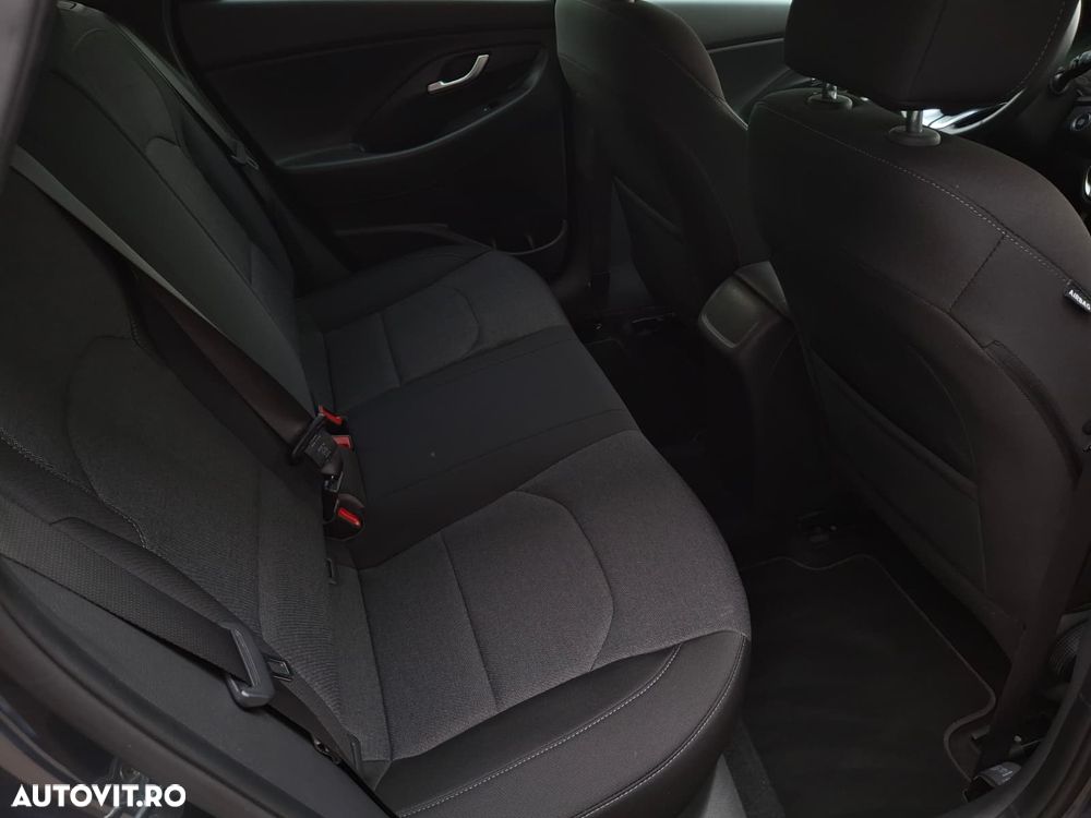 Hyundai i30 - 13