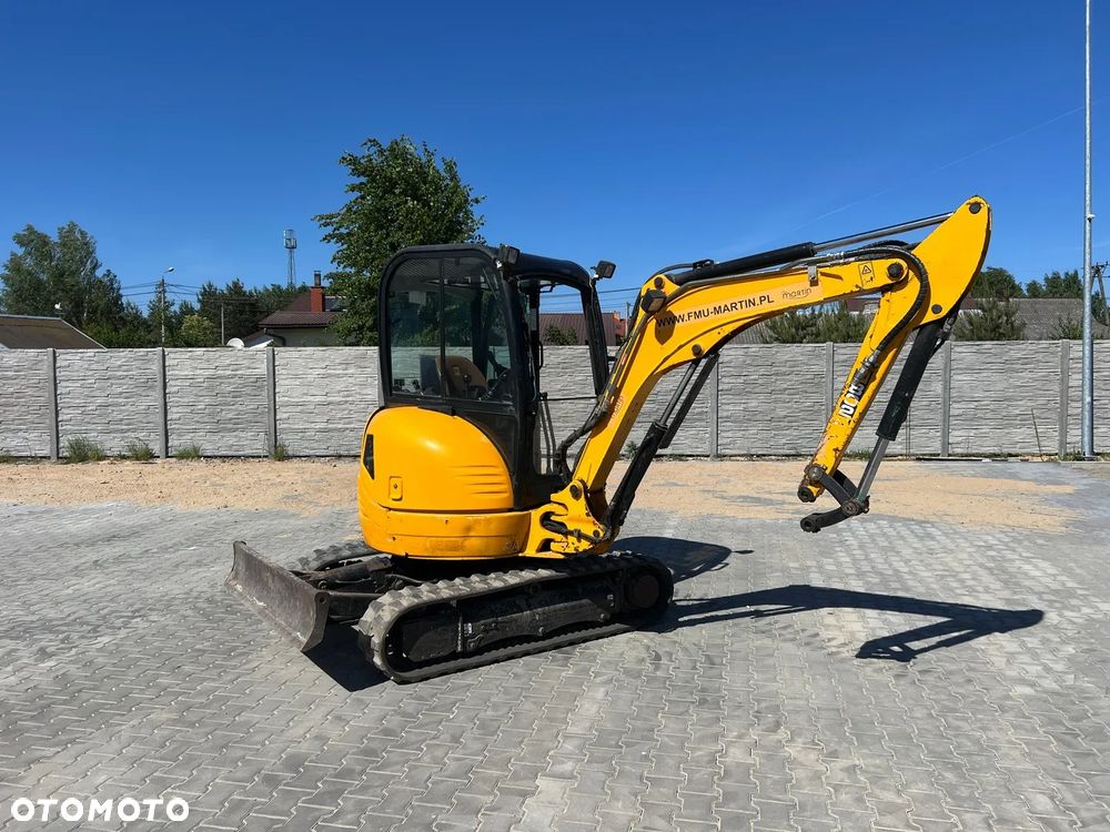 JCB 8026 - 10