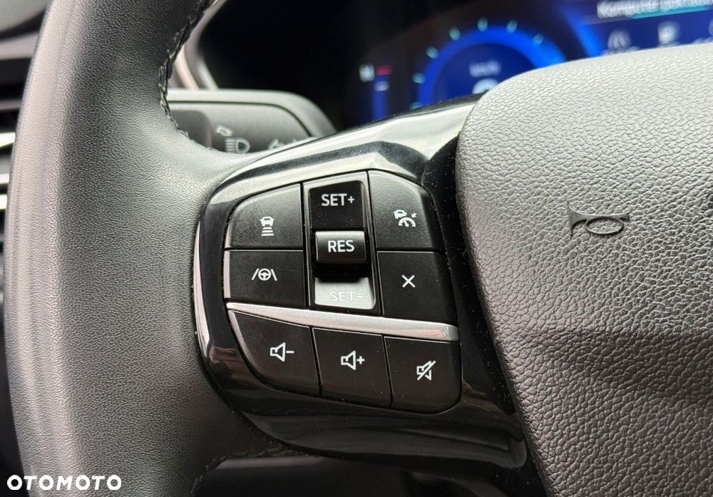 Ford Escape - 35