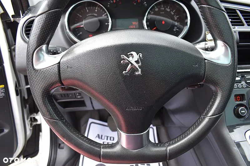 Peugeot 3008 1.6 THP Style - 12