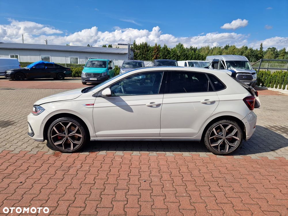Volkswagen Polo - 1