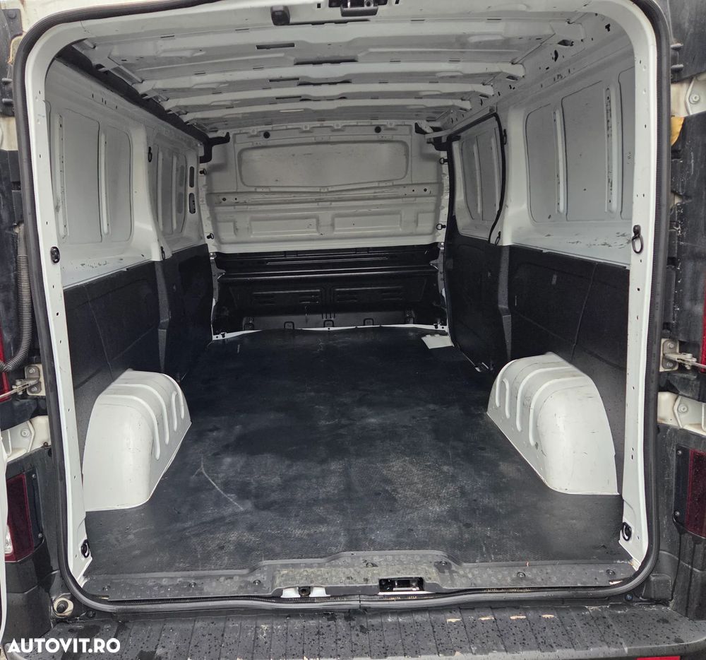Renault Trafic - 3