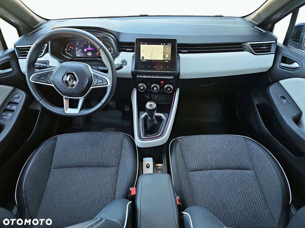 Renault Clio 1.0 TCe Techno - 12