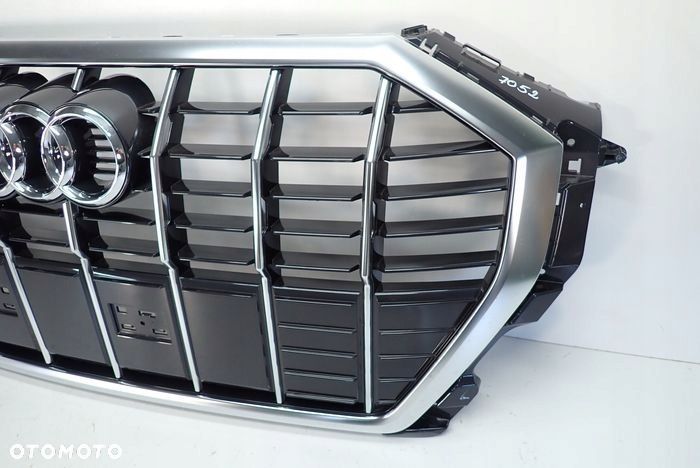 AUDI Q3 II 18- atrapa grill 83A853651E - 3