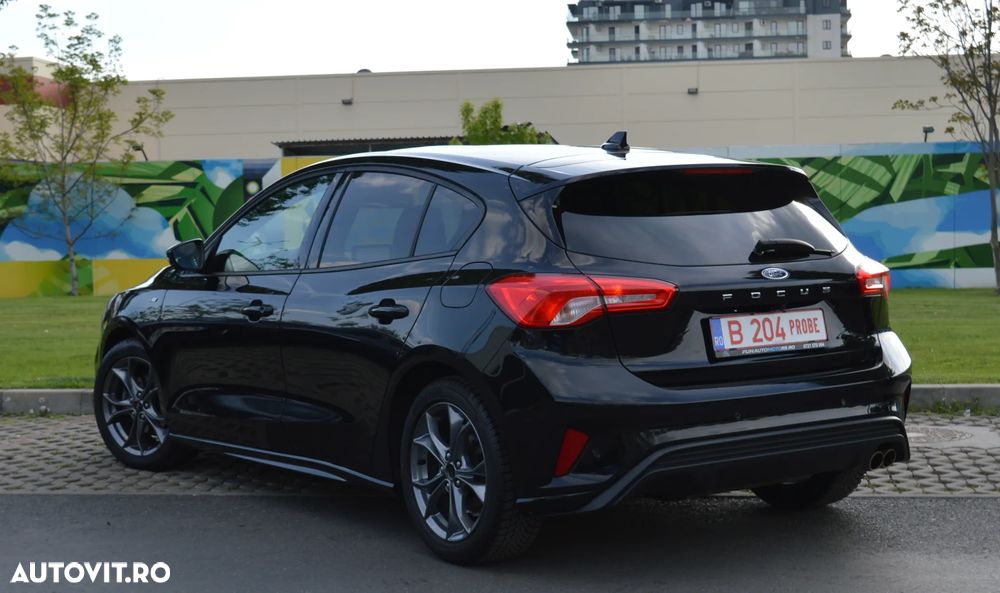 Ford Focus 1.0 EcoBoost Hybrid ST-LINE X - 4