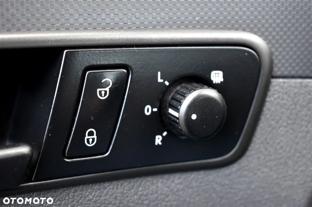 Volkswagen Caddy Maxi 1.6 TDI Comfortline - 27