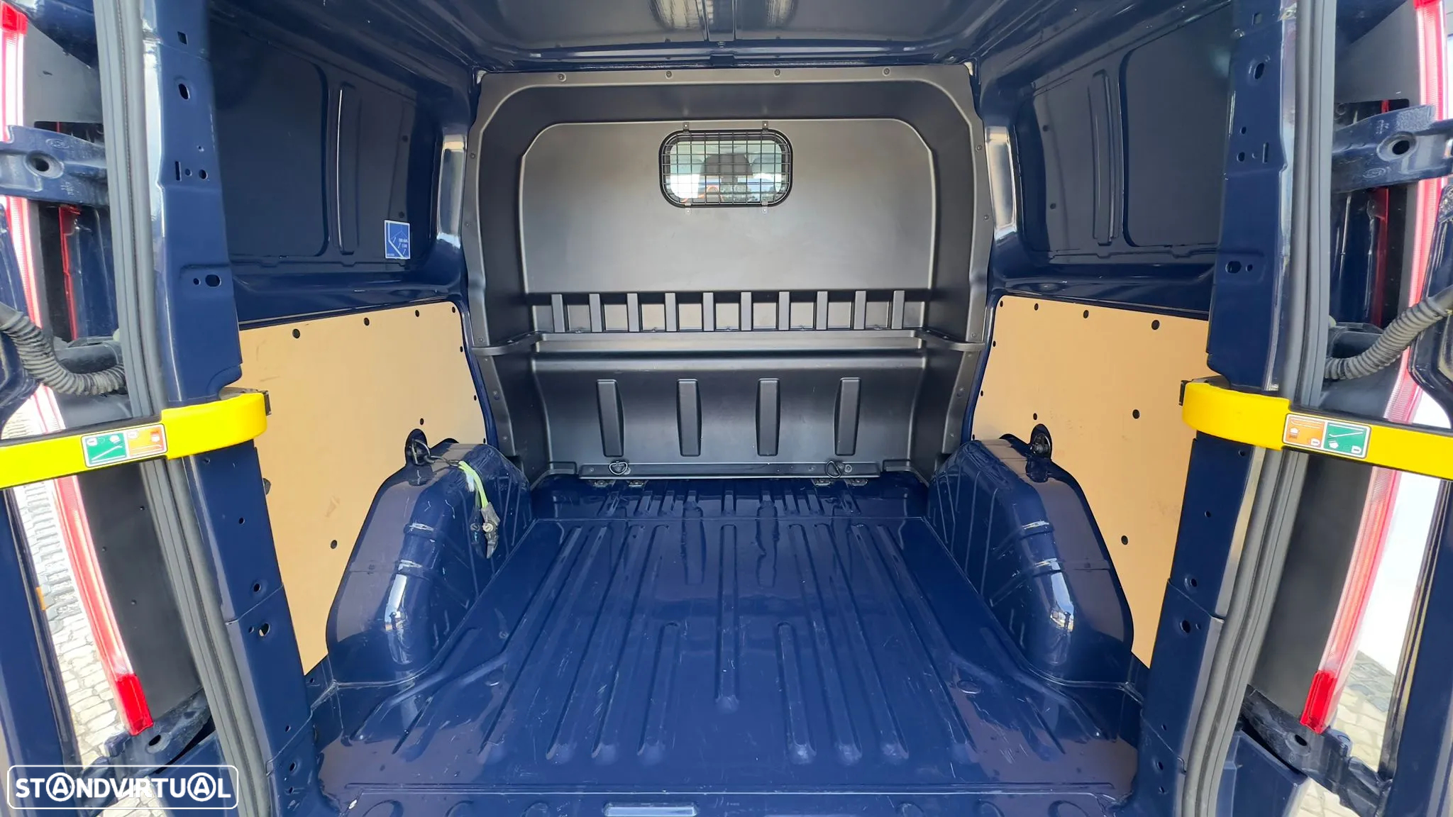 Ford Transit - 5