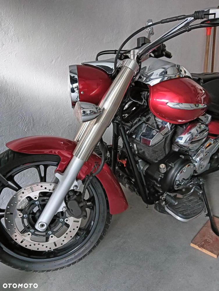 Yamaha XVS - 8