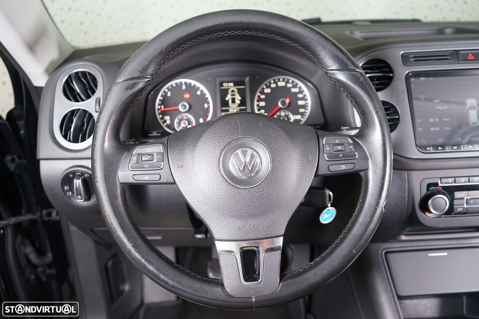 VW Tiguan 2.0 TDi Cup BlueMotion - 20