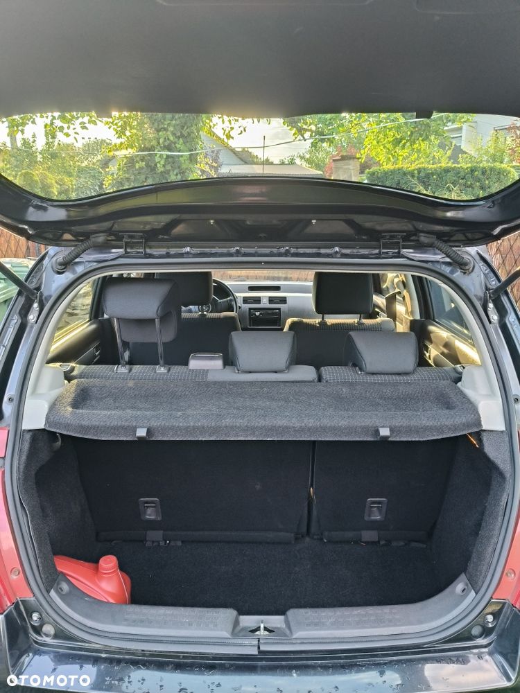 Suzuki Swift - 8