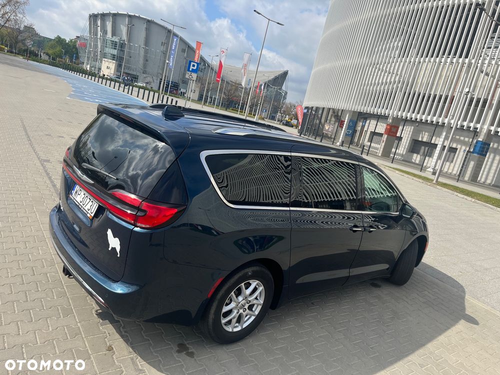 Chrysler Pacifica - 6
