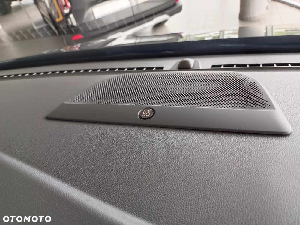 Ford Tourneo Custom 2.5 PHEV CVT 340 L2 Titanium - 23