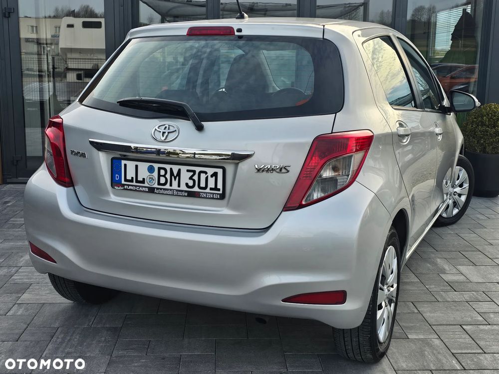 Toyota Yaris 1.33 Prestige - 26