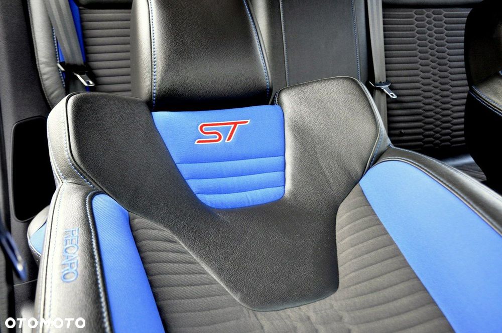 Ford Focus - 31