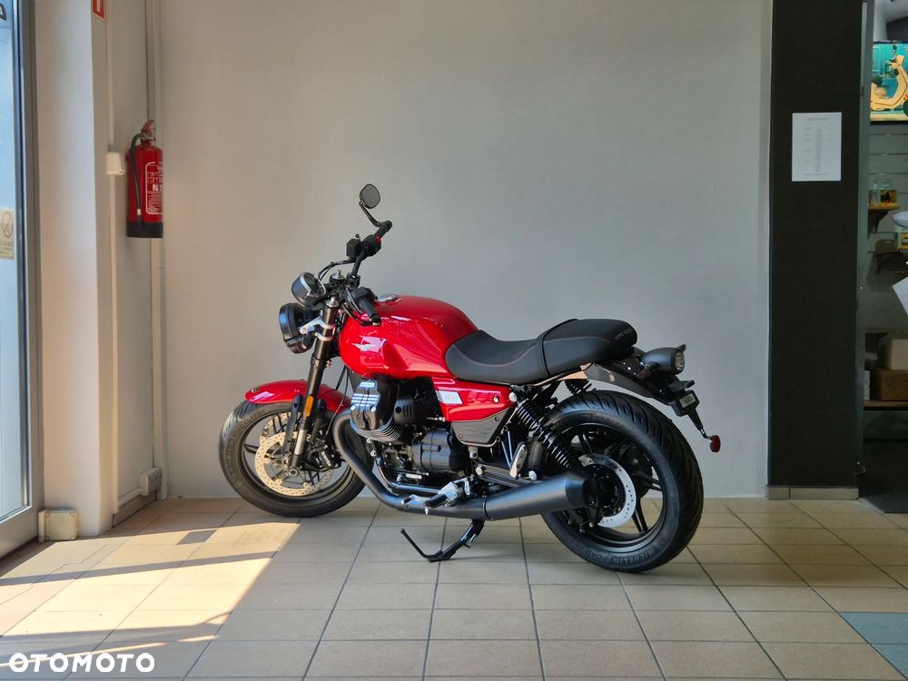Moto Guzzi V7 - 9