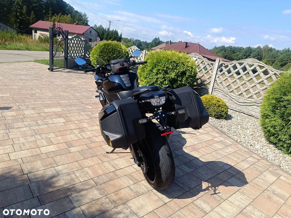 Suzuki GSX 1000 - 7