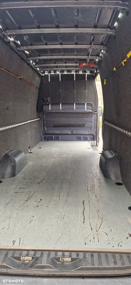 Mercedes-Benz Sprinter 319 - 14