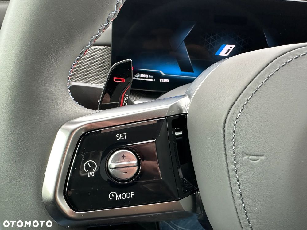 BMW Seria 7 M760e PHEV xDrive sport - 14