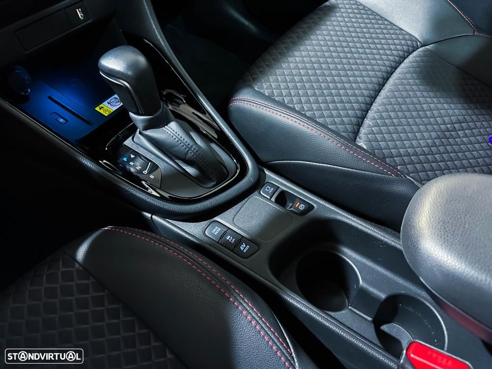 Toyota Yaris 1.5 HDF Comfort - 47