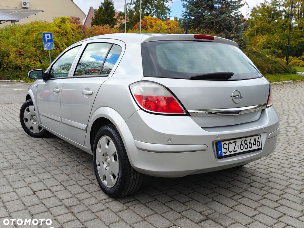 Opel Astra 1.4 Edition Plus - 24