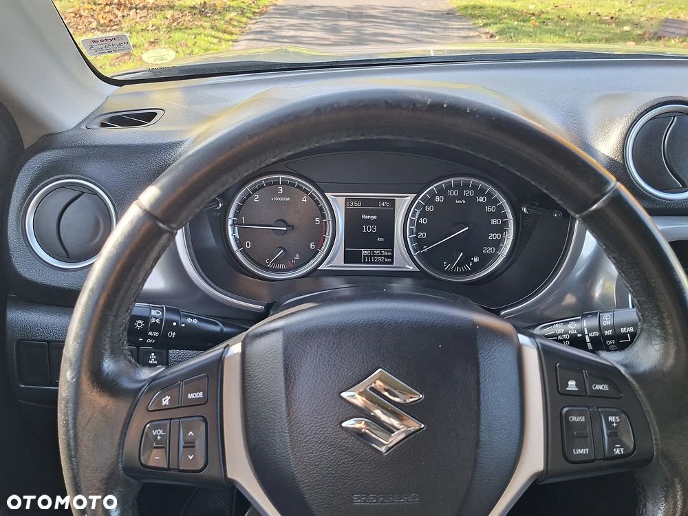 Suzuki Vitara - 30