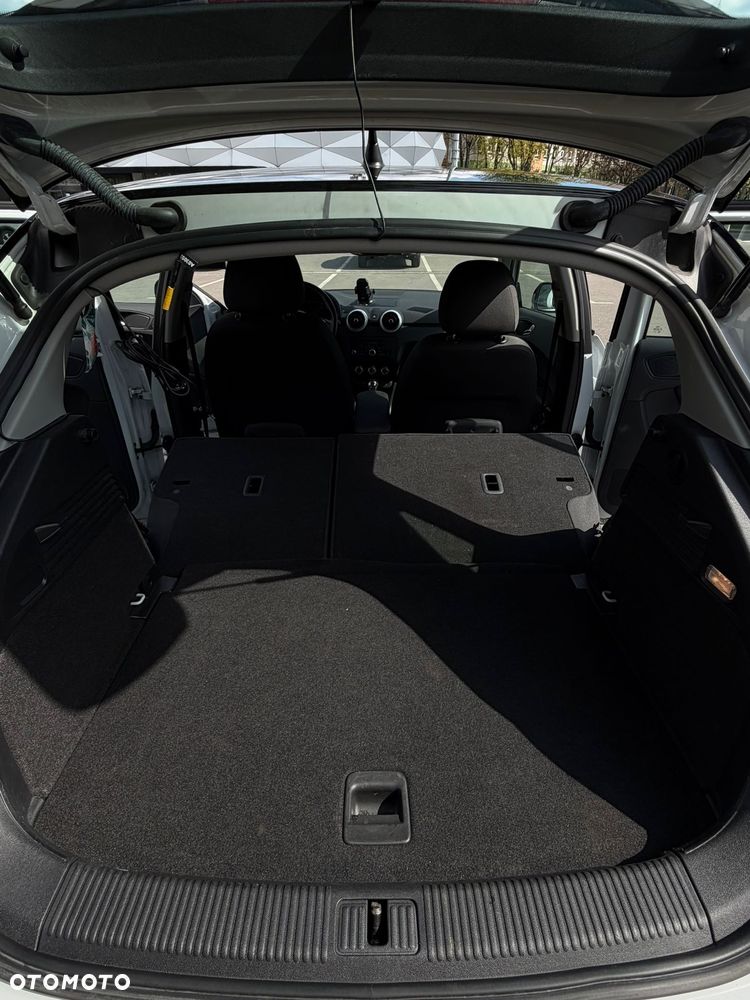 Audi A1 Sportback 1.6 TDI S tronic Ambition - 17