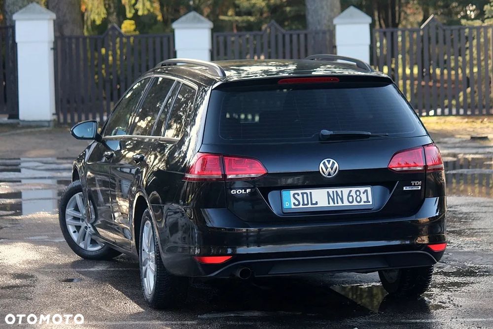 Volkswagen Golf 1.6 TDI BlueMotion Technology Comfortline - 8