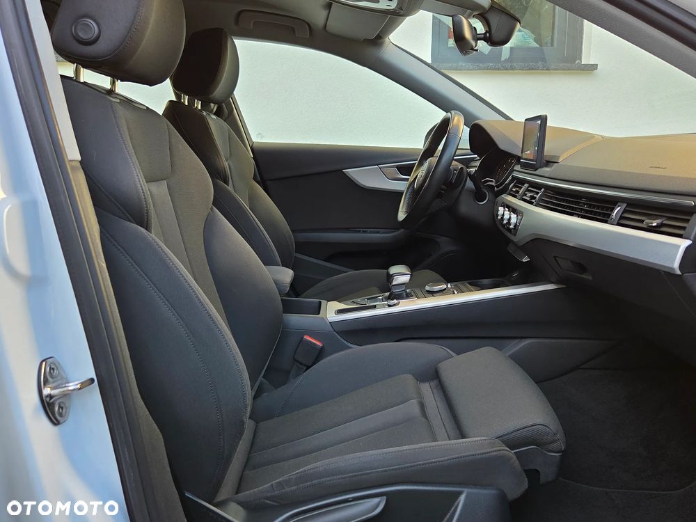 Audi A4 Avant 40 TDI S tronic sport - 23