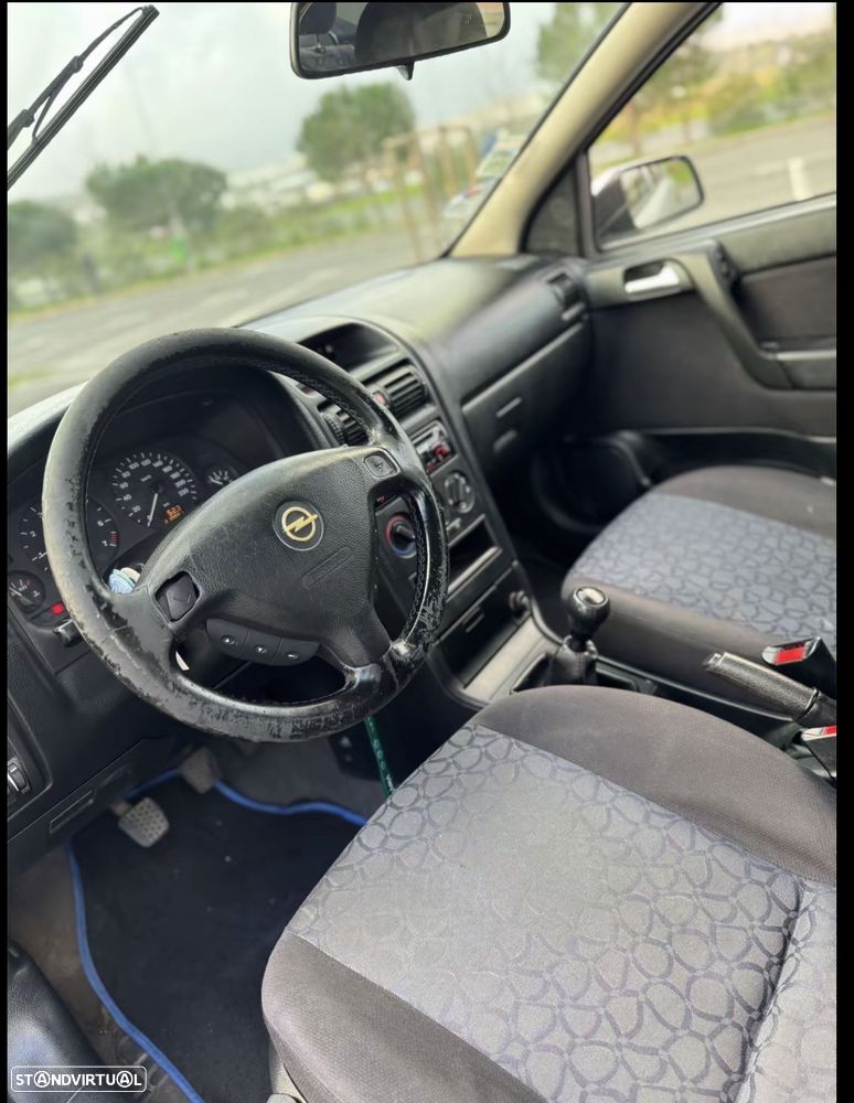 Opel Astra 1.4 100 - 5