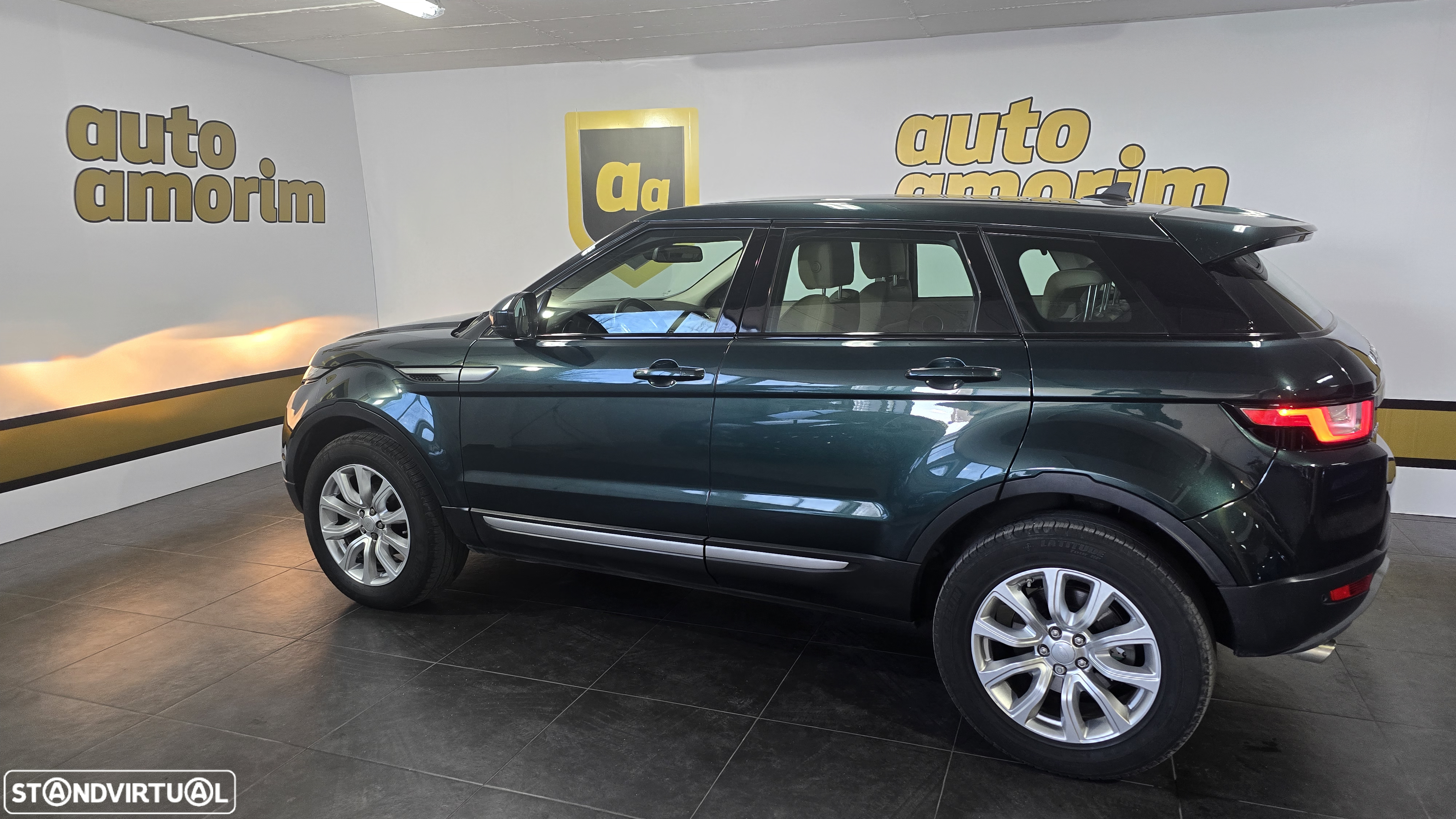 Land Rover Range Rover Evoque 2.0 TD4 SE - 9