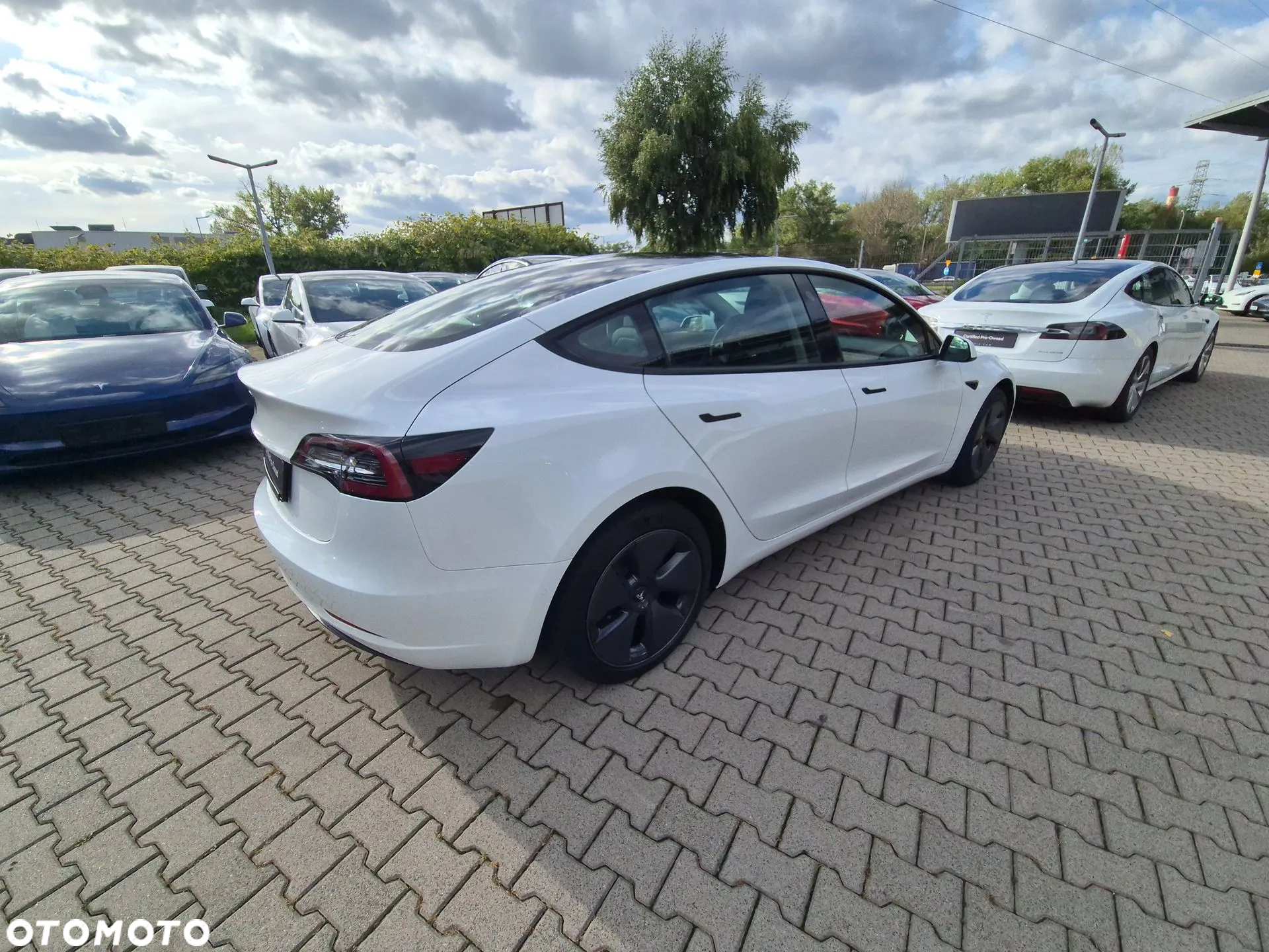 Tesla Model 3 Long Range RWD - 6