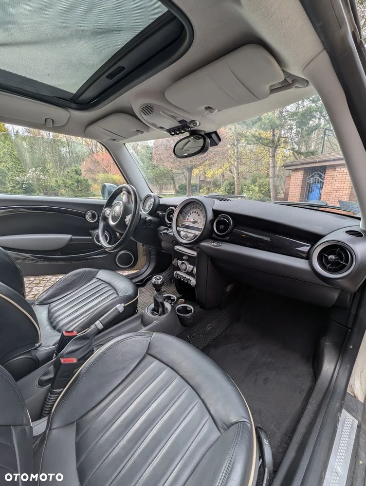 MINI Clubman Cooper S - 8