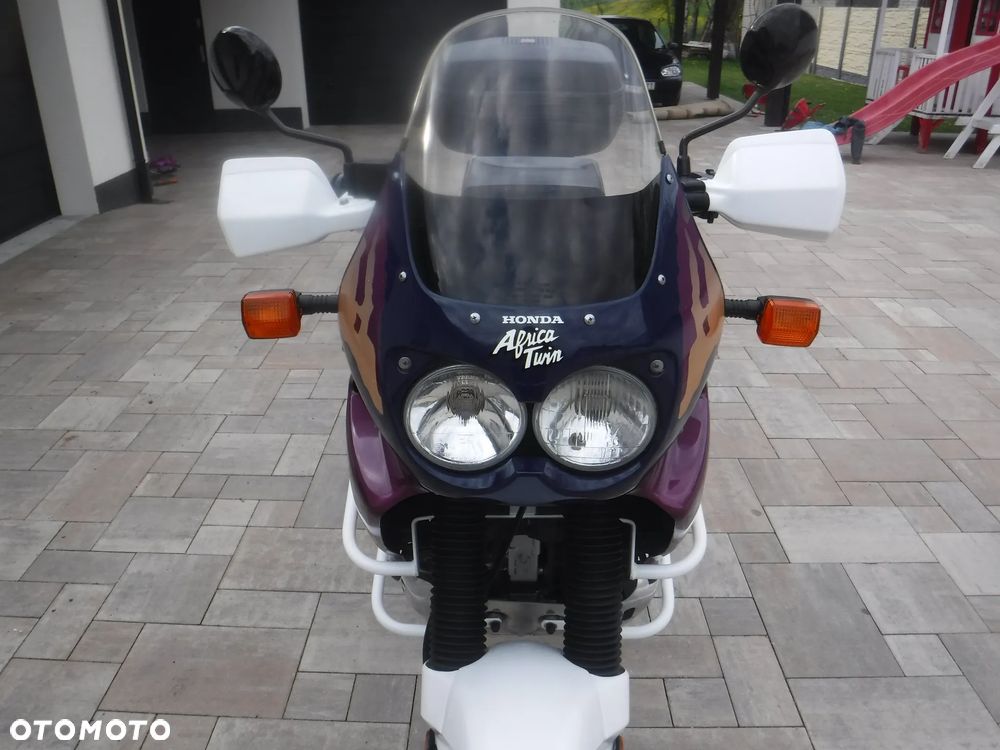Honda XRV - 3
