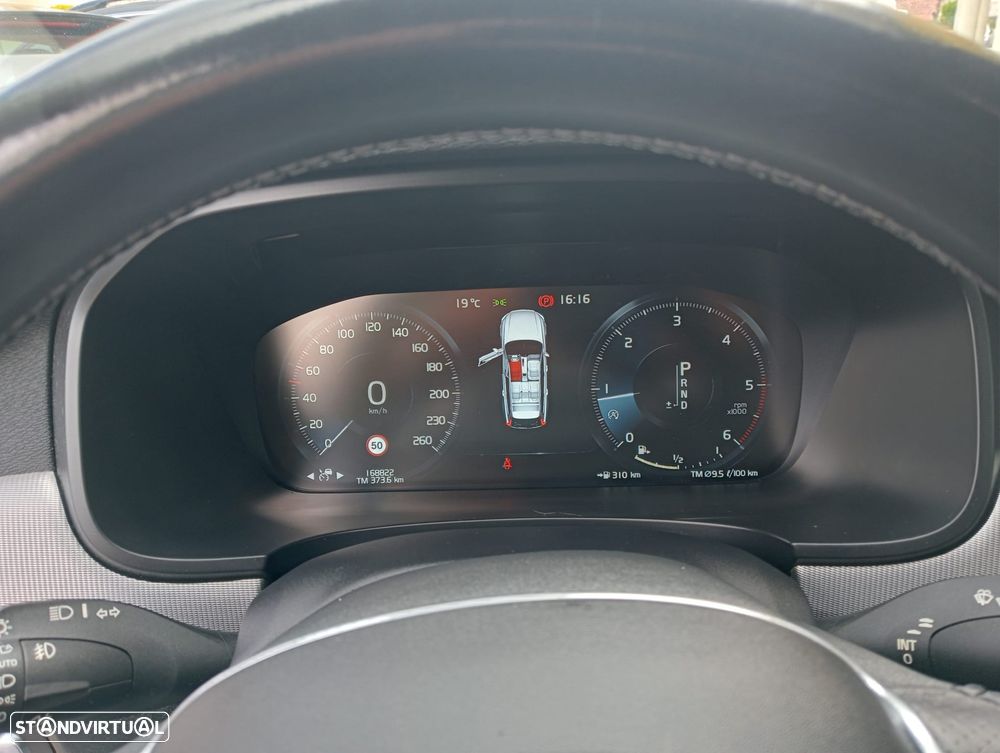 Volvo V90 D5 AWD Geartronic Momentum Pro - 20