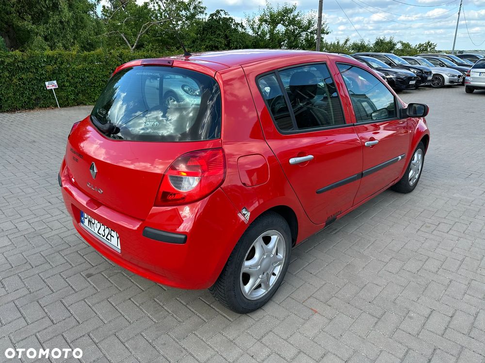Renault Clio - 3