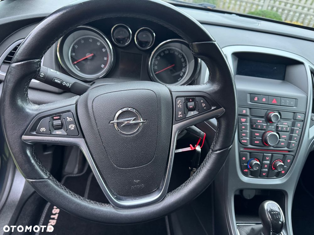 Opel Astra 1.4 Turbo Design Edition - 15