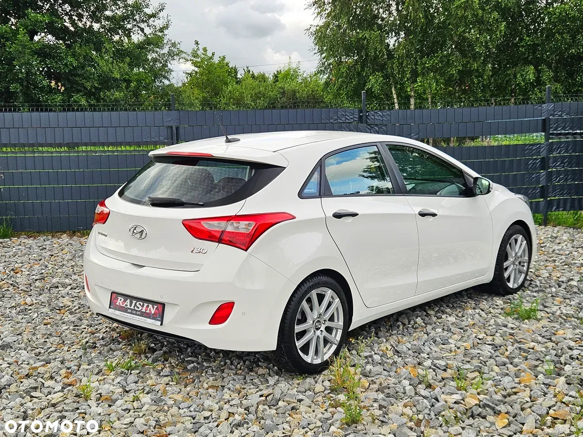 Hyundai i30 - 24