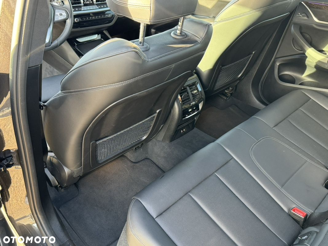 BMW X3 xDrive30i GPF xLine sport - 17